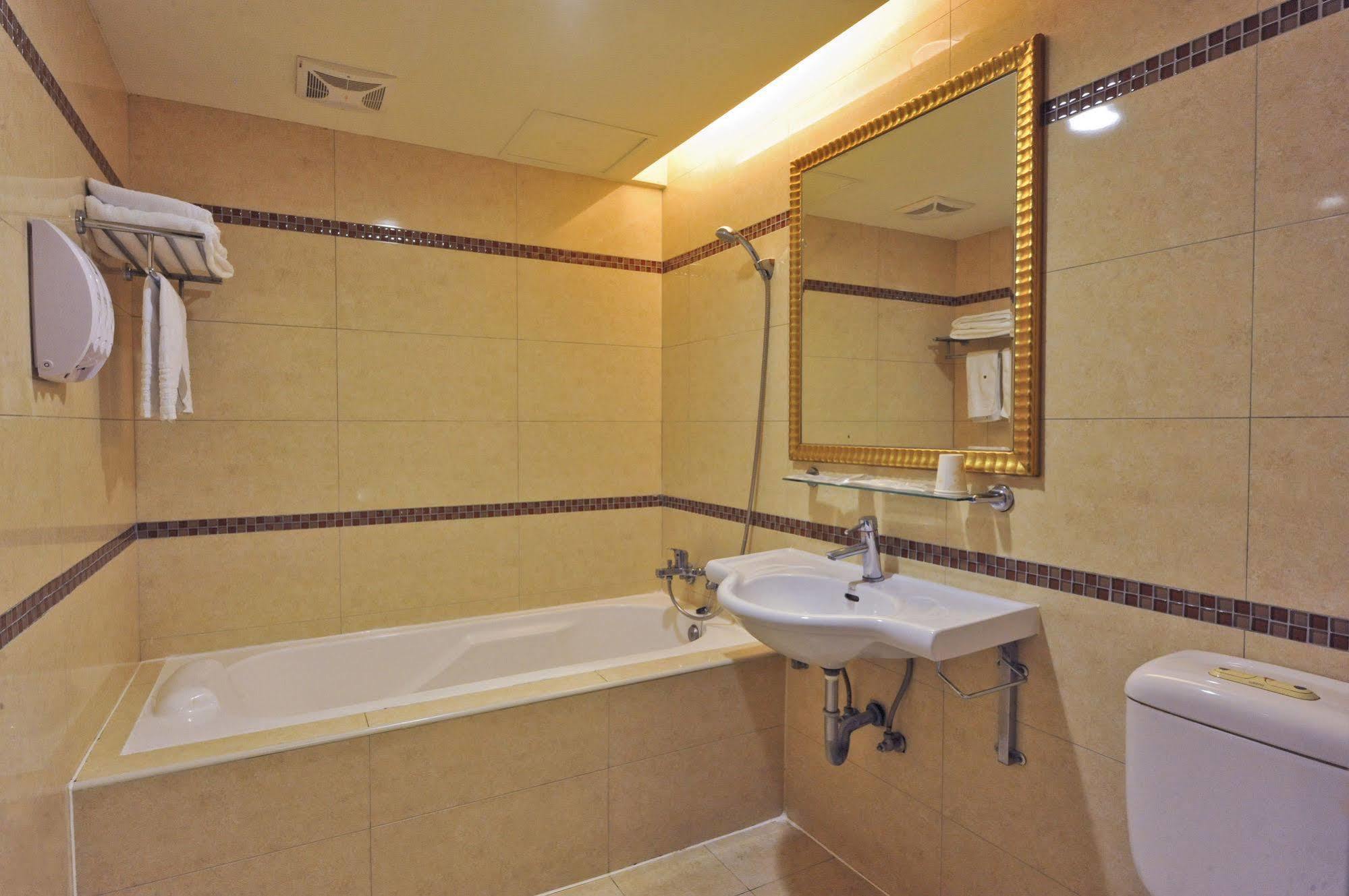 Carnival Motel Đài Bắc Ngoại thất bức ảnh