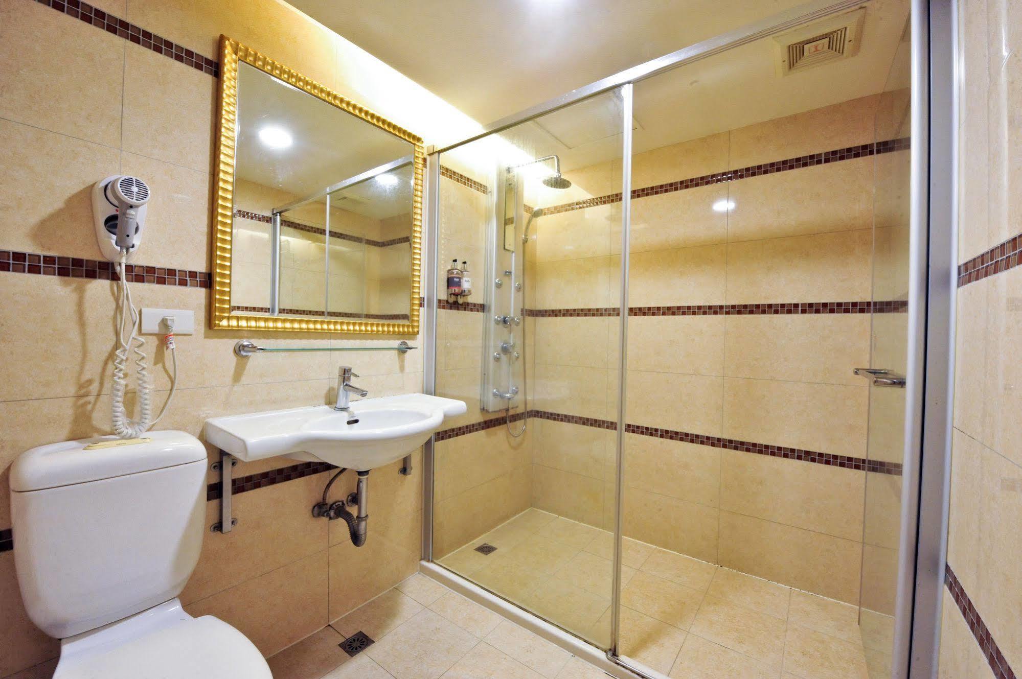 Carnival Motel Đài Bắc Ngoại thất bức ảnh