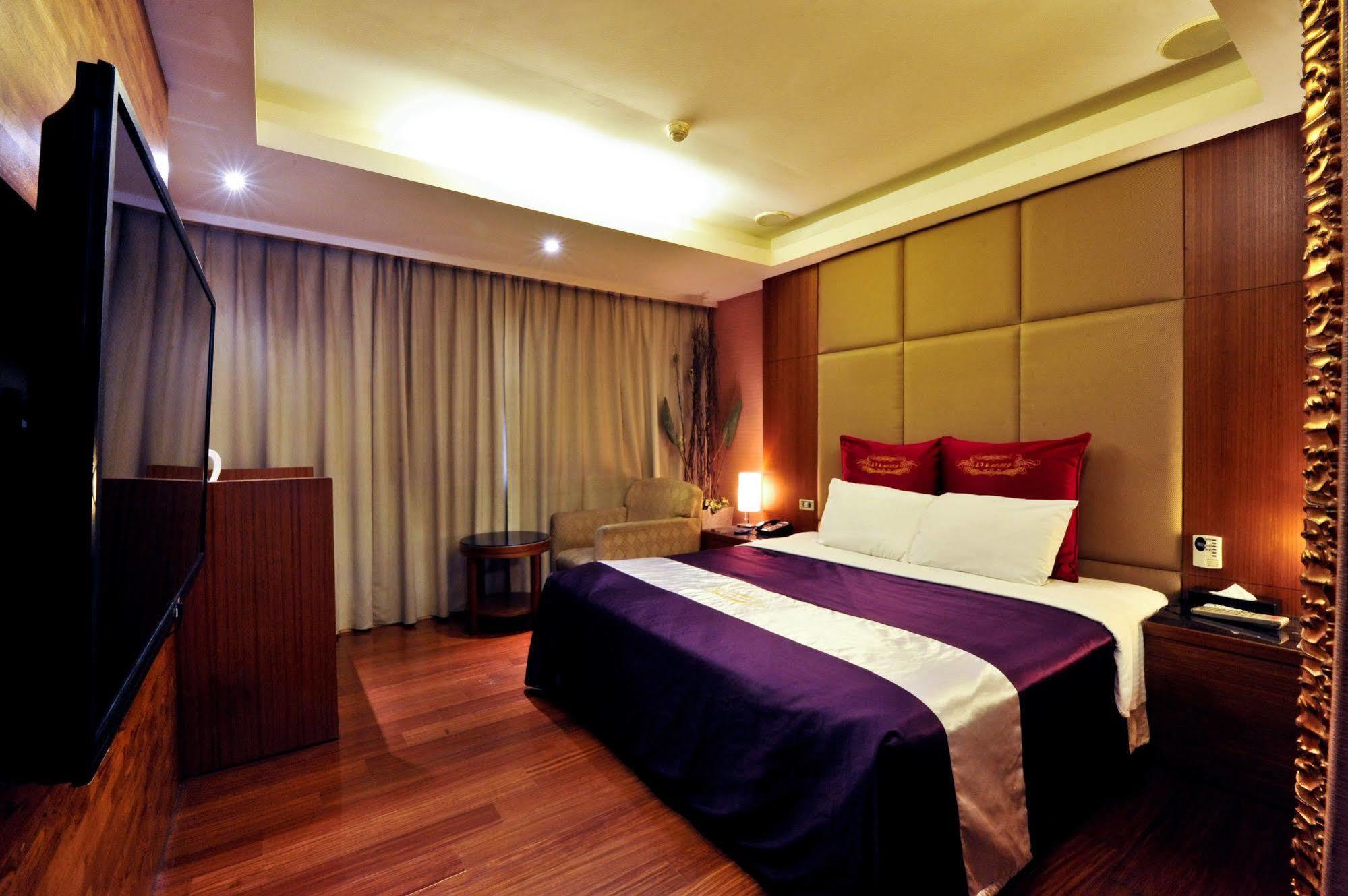 Carnival Motel Đài Bắc Ngoại thất bức ảnh